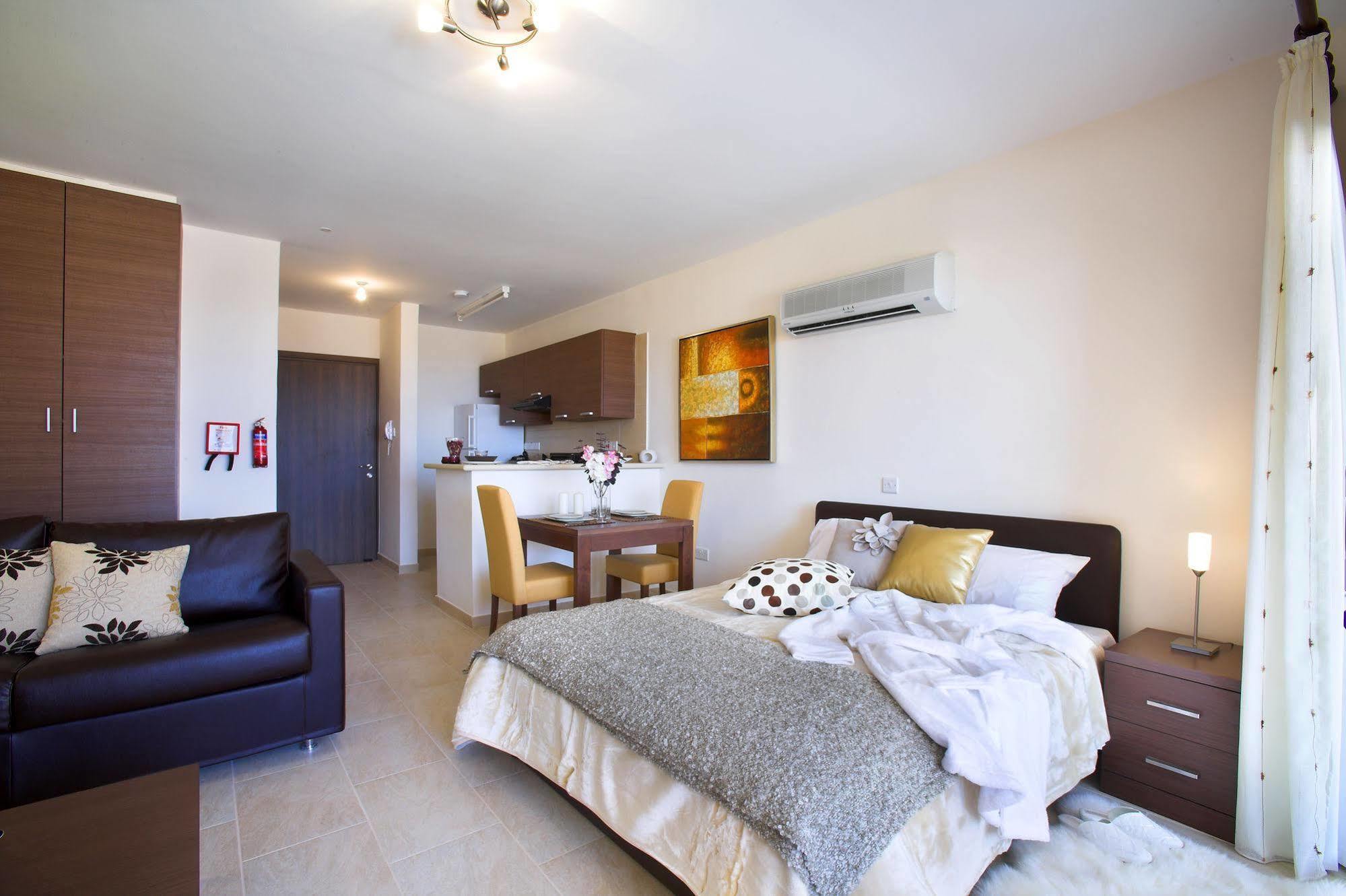 Apartament Chloraka Terrace *